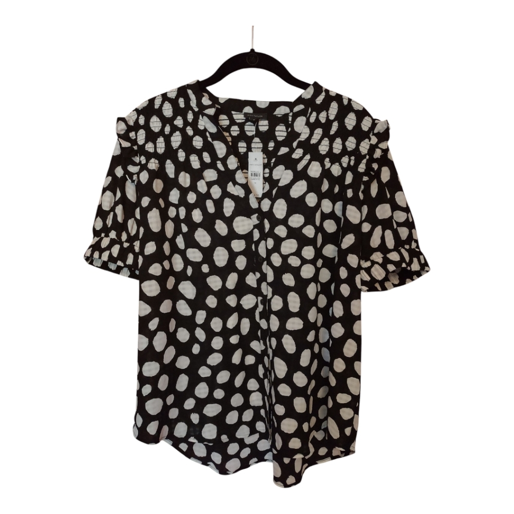 NWT Ann Taylor Black and White Blouse, Medium